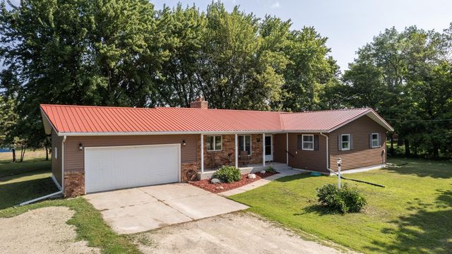 16646 County Highway 24, West Concord, MN 55985