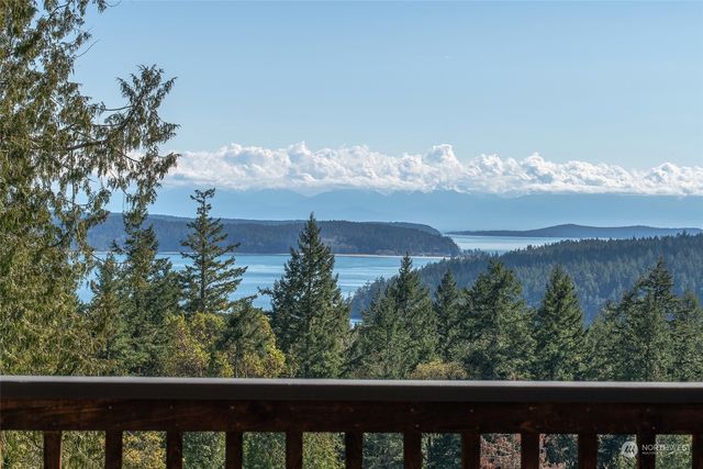 503 Foster Point Road, Eastsound, WA 98245