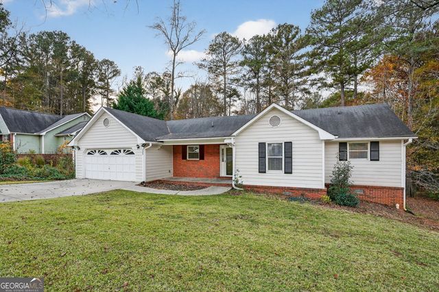225 Hillandale Dr, Stockbridge, GA 30281