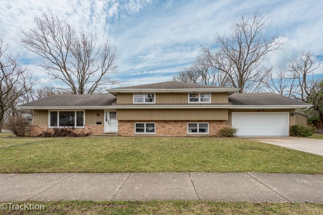 1817 Grant St, Downers Grove, IL 60515