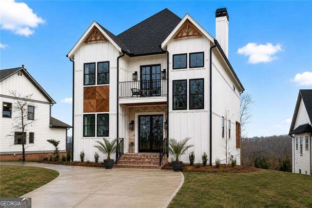 7410 Crestline Dr, Dawsonville, GA 30534