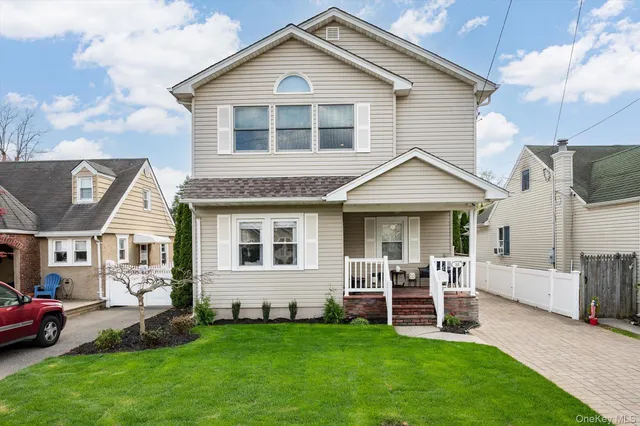 38 Orchard Street, Merrick, NY 11566