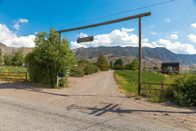 442 E  Valley View Ln, Monroe, UT 84754