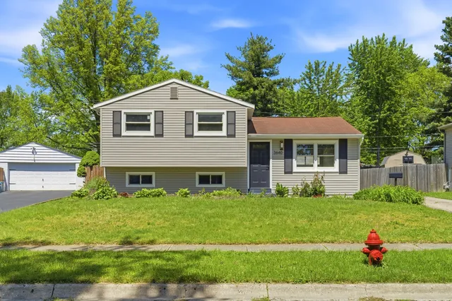 3640 Bolamo Dr, Westerville, OH 43081