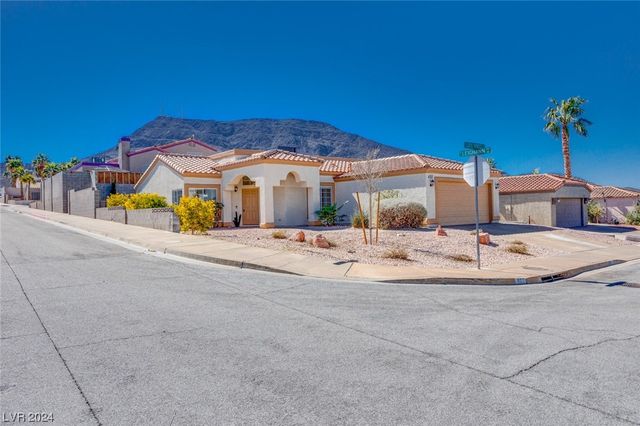 401 Lucy St, Henderson, NV 89015