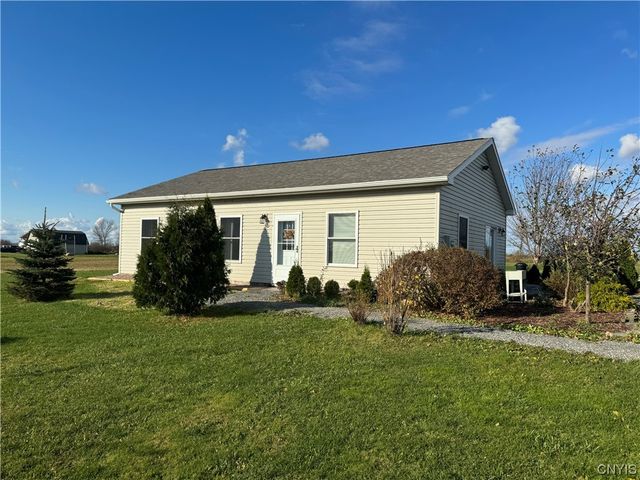 13473 Case Rd, Chaumont, NY 13622