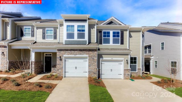 1268 Scarlet Firethorne Ave, Huntersville, NC 28078