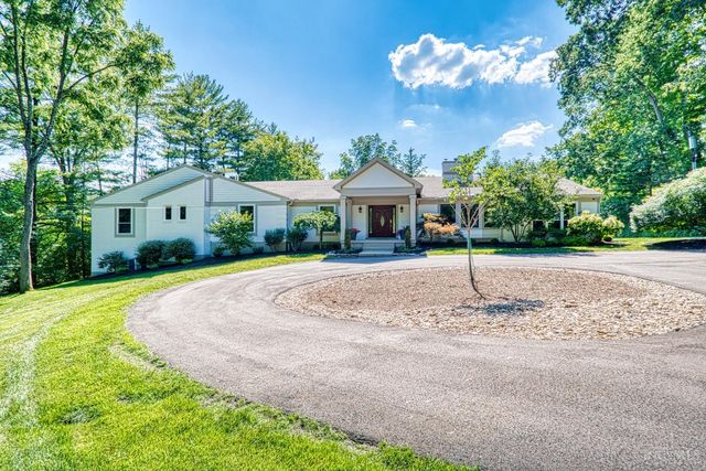 5995 Drake Rd, Cincinnati, OH 45243