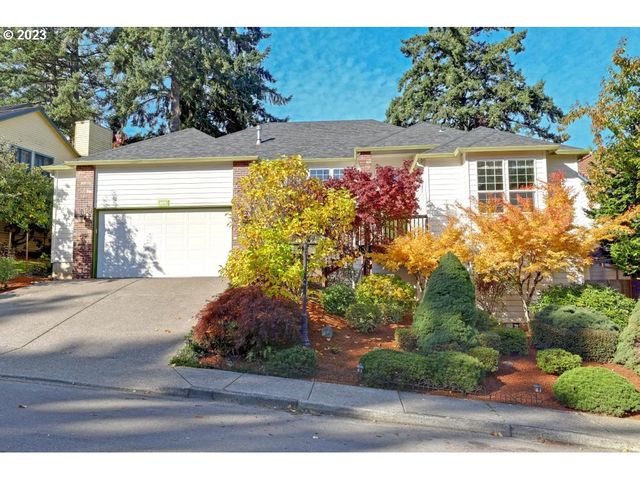 7789 SW Bayberry Dr, Beaverton, OR 97007