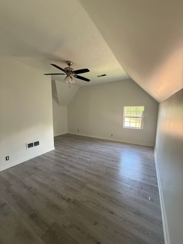 404 E  Church St #C, Collinsville, IL 62234