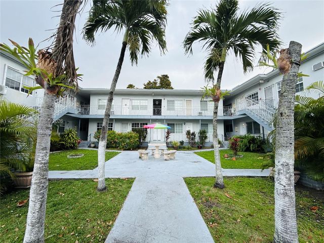 555 SW 16th Ave #11, Miami, FL 33135