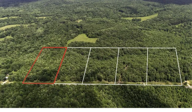 1 Brush Creek Rd #1, Lawrenceburg, TN 38464