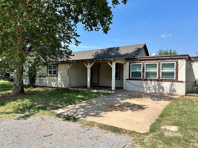 322 S  3rd St, Canute, OK 73626