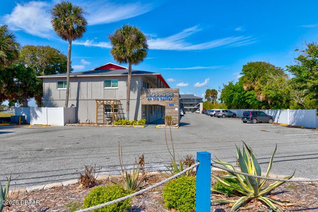 900 S  Peninsula Dr #108, Daytona Beach, FL 32118
