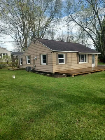 5021 Ogden Hwy, Adrian, MI 49221