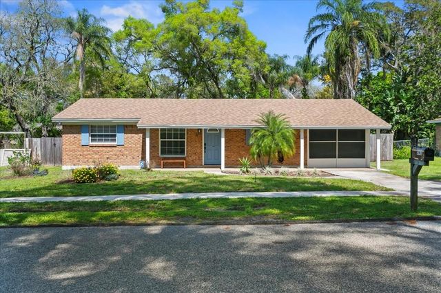 541 Oakhurst St, Altamonte Springs, FL 32701