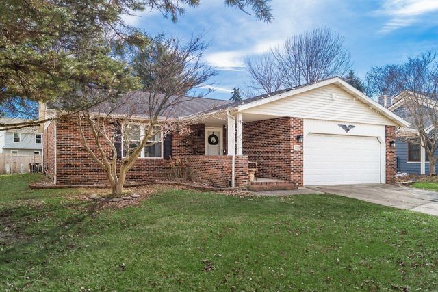 1028 Gateshead Way, Westerville, OH 43081