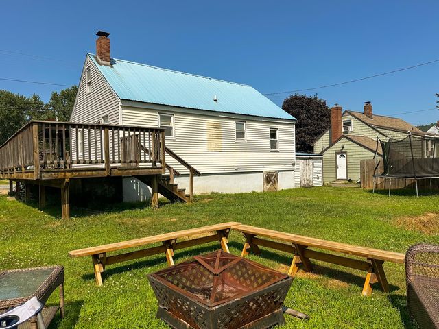 442 103 S, Chester, VT 05143