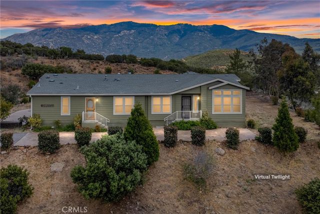 47112 Woodcliff Dr, Banning, CA 92220