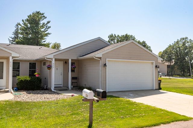 511 Clyde St, West Concord, MN 55985