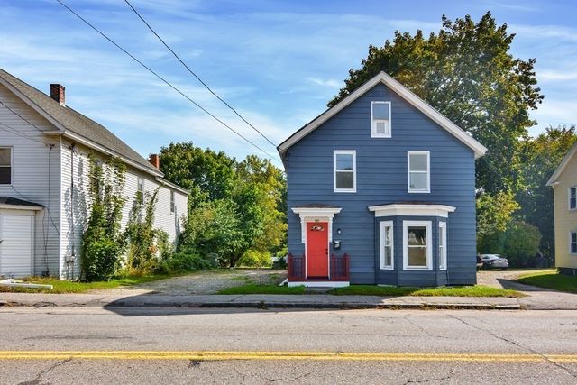 88 West St, Ware, MA 01082