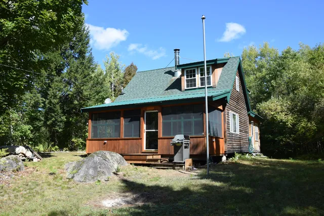 257 Sawyers Mills Road, starks, ME 04911