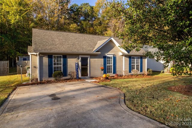 509 Chase Brook Dr, Rock Hill, SC 29732