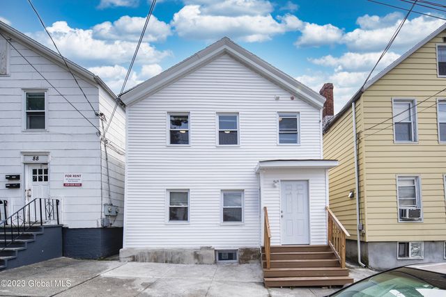 86 14 Street, Troy, NY 12180