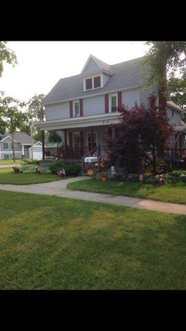 210 Grove St NW, Sparta, MI 49345