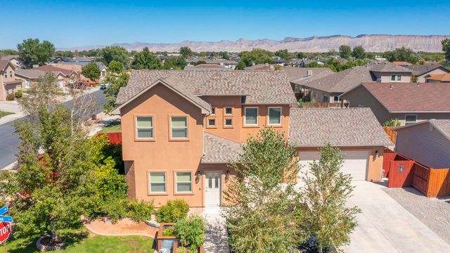 2950 Red Cloud Ln, Grand Junction, CO 81504
