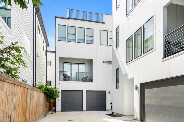 3008 Delano St, Houston, TX 77004