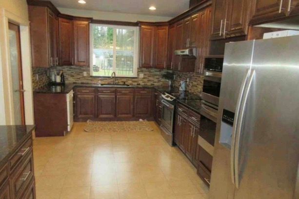 19225 NE 136th St, Woodinville, WA 98077
