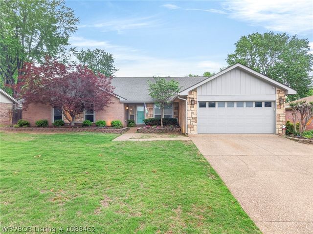 8101 Williamsburg Rd, Fort Smith, AR 72903