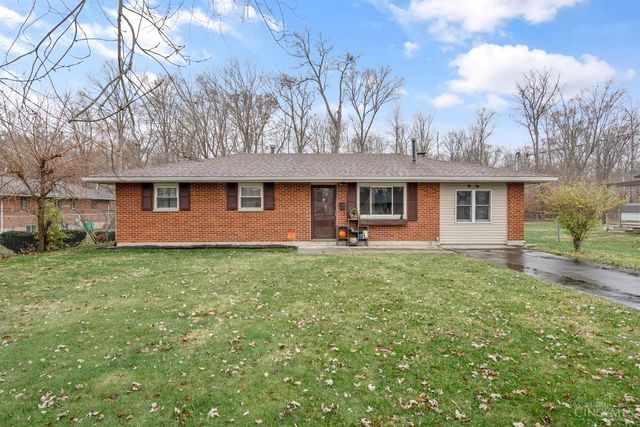 359 Forest Lake Dr, Wilmington, OH 45177