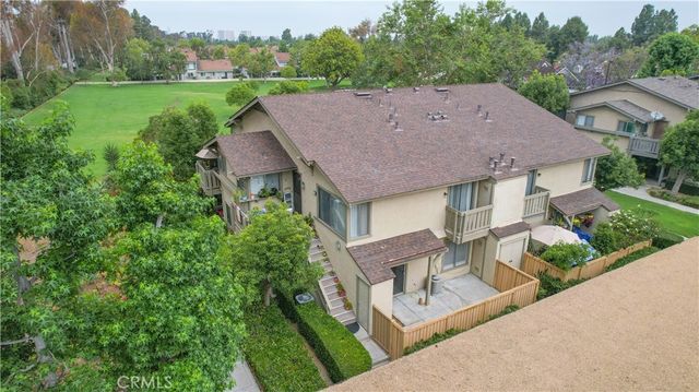 44 Clearbrook, Irvine, CA 92614
