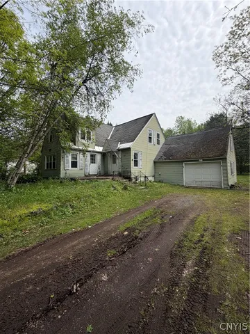 7924 Brownell Rd, Kirkville, NY 13082