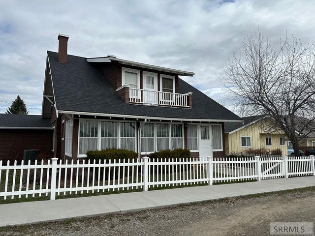 115 Neyman St, Salmon, ID 83467