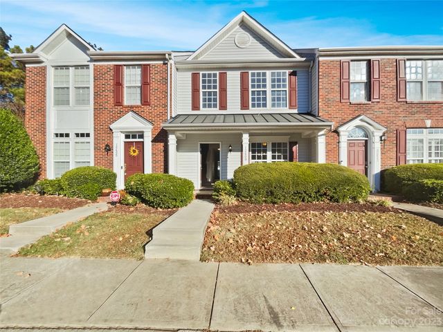 12409 Blossoming Ct, Charlotte, NC 28273
