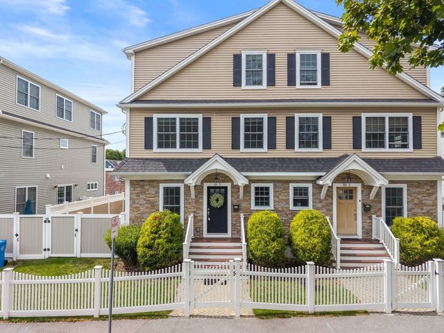 10 Gale St #1, Waltham, MA 02453