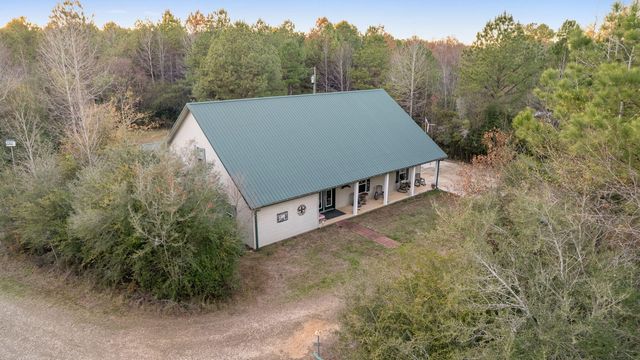 25 Two Mile Rd, Prentiss, MS 39474
