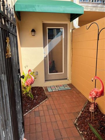 828 Padua Ln, Clearwater, FL 33756