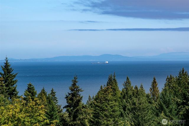 1668 Freshwater Bay Road, Port Angeles, WA 98363
