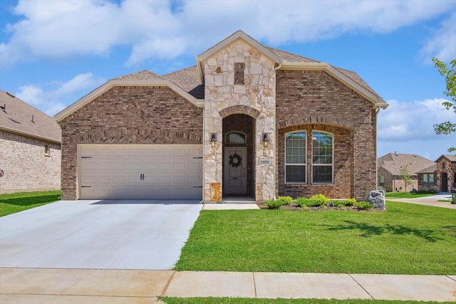 11002 Autry Ridge Ln, Aubrey, TX 76227