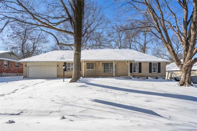 3612 S  Hedges Ave, Independence, MO 64052