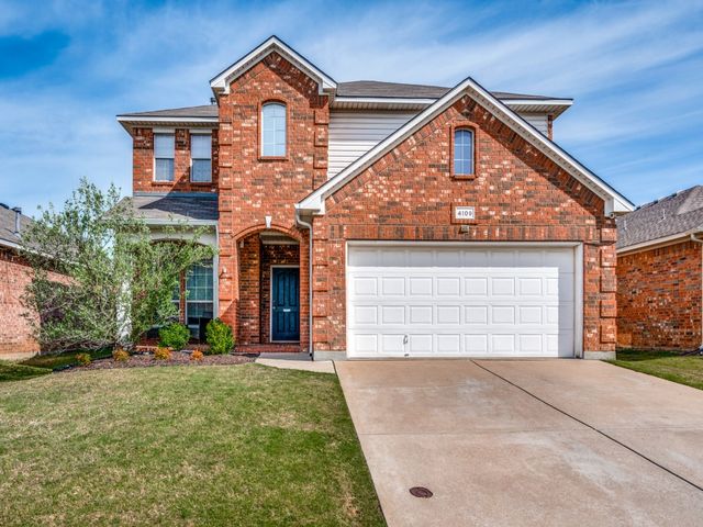 4109 Claymore Ln, Fort Worth, TX 76244