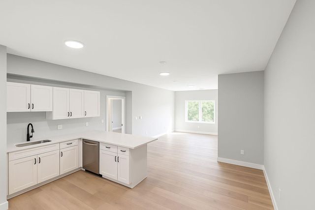 391 Springfield Ave #3H, Berkeley Heights, NJ 07922