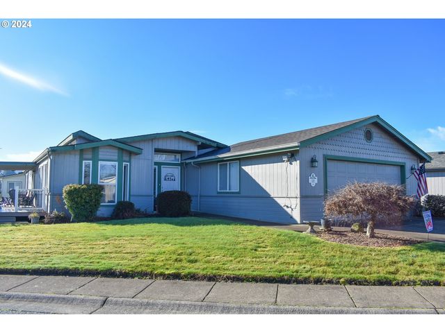 131 Chad Dr, Cottage Grove, OR 97424