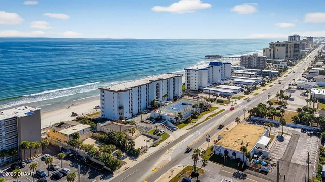 3555 S  Atlantic Ave #303, Daytona Beach, FL 32118