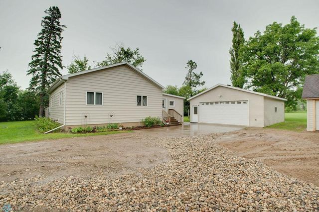 604 2nd Ave S, Leonard, ND 58052