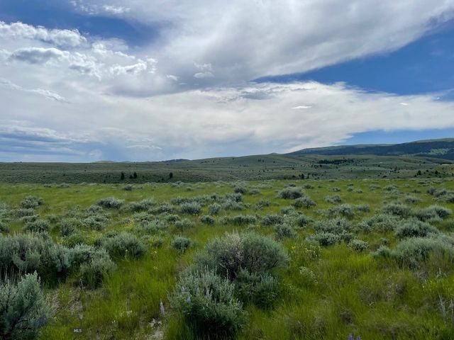 160 Mike Day Dr, White Sulphur Springs, MT 59645